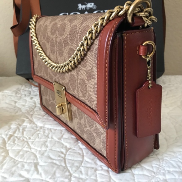 Coach Hutton Shoulder bag in Signature Canvas - Picture 3 of 6